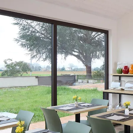 Luci Di Wellness ベッド・アンド・ブレックファスト 4*