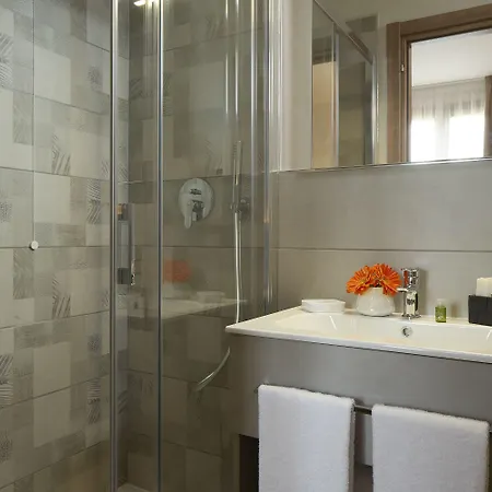 Luci Di Wellness Bed & Breakfast 4*