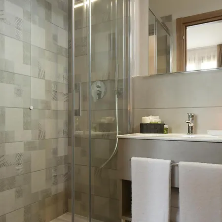 Luci Di Wellness לינה וארוחת בוקר 4*